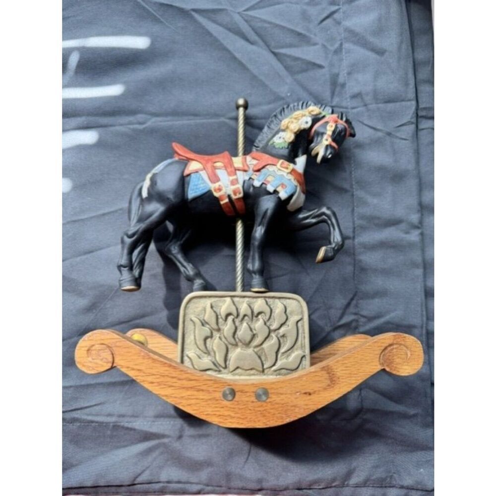 Vintage Willitts Melodies Rocking Ceramic Horse Music Box Waltz / Carousel